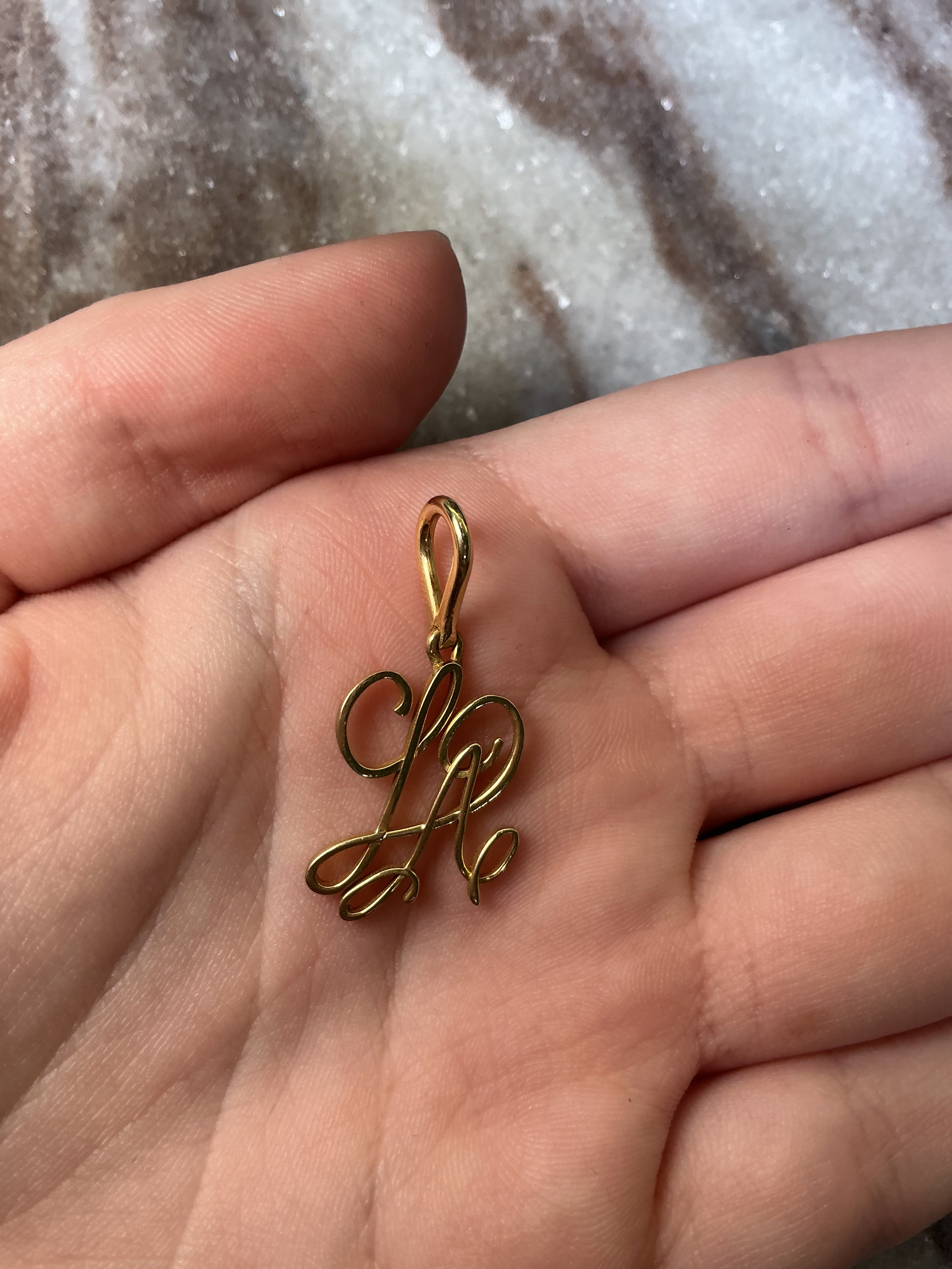 14K Gold “LA” Script Pendant