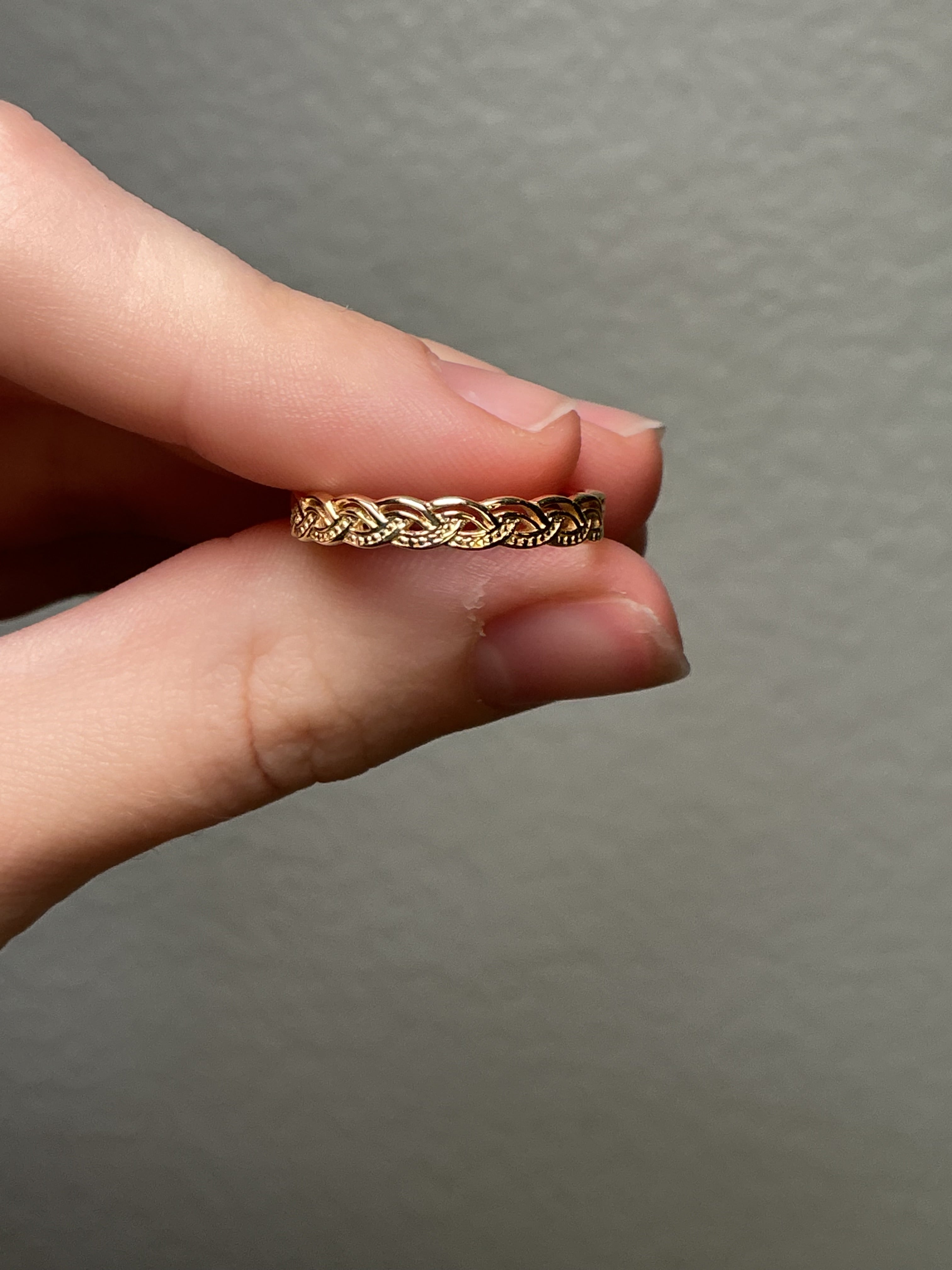 Celtic Interwoven Gold Band Ring