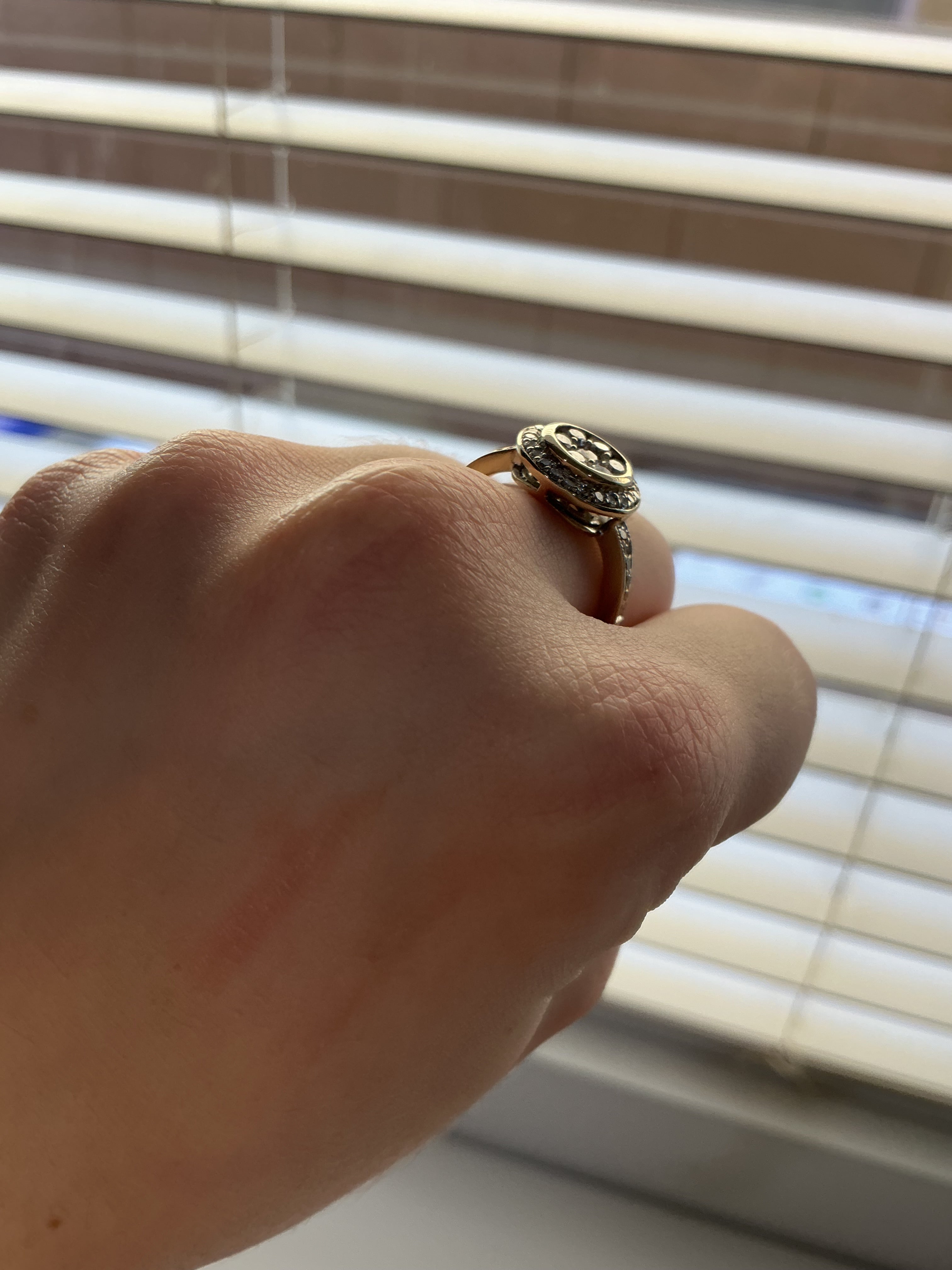 Diamond Cluster Halo Ring in 18K White Gold