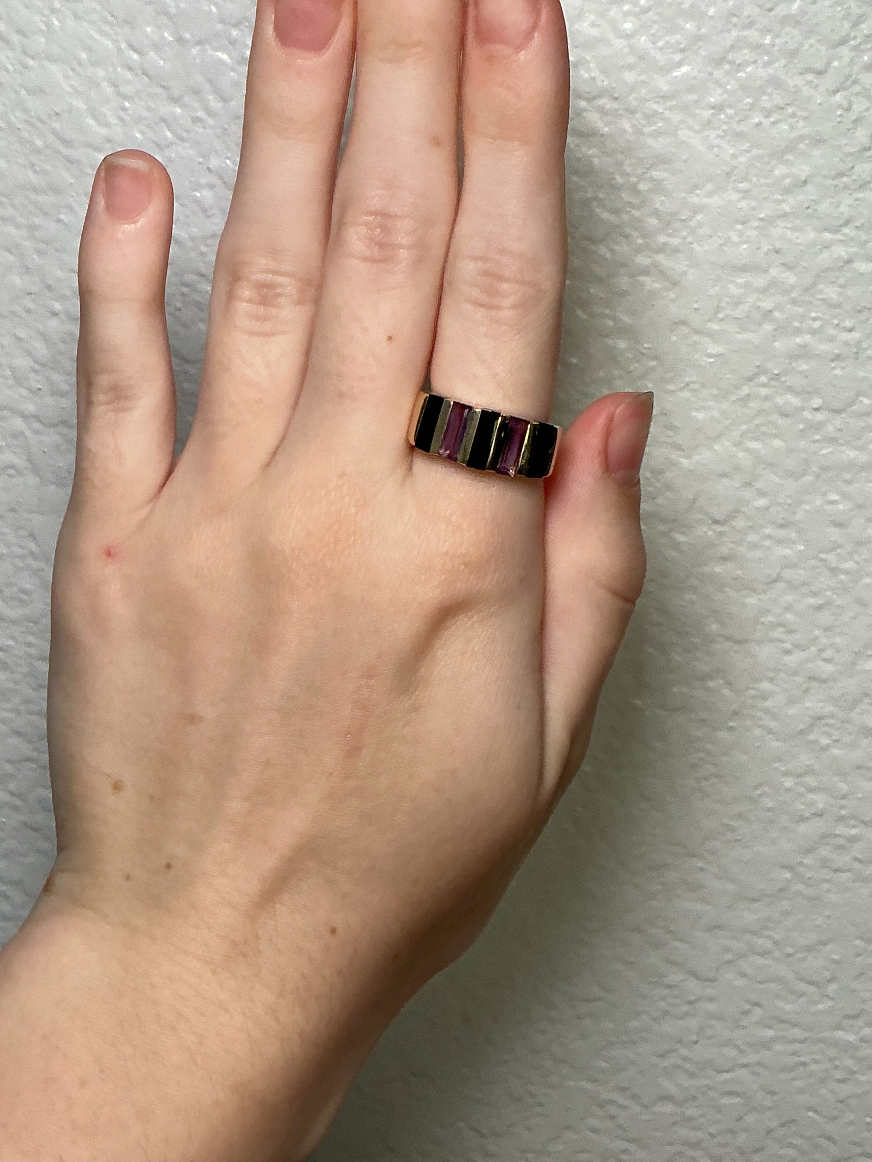 Onyx & Amethyst Ring in Yellow Gold