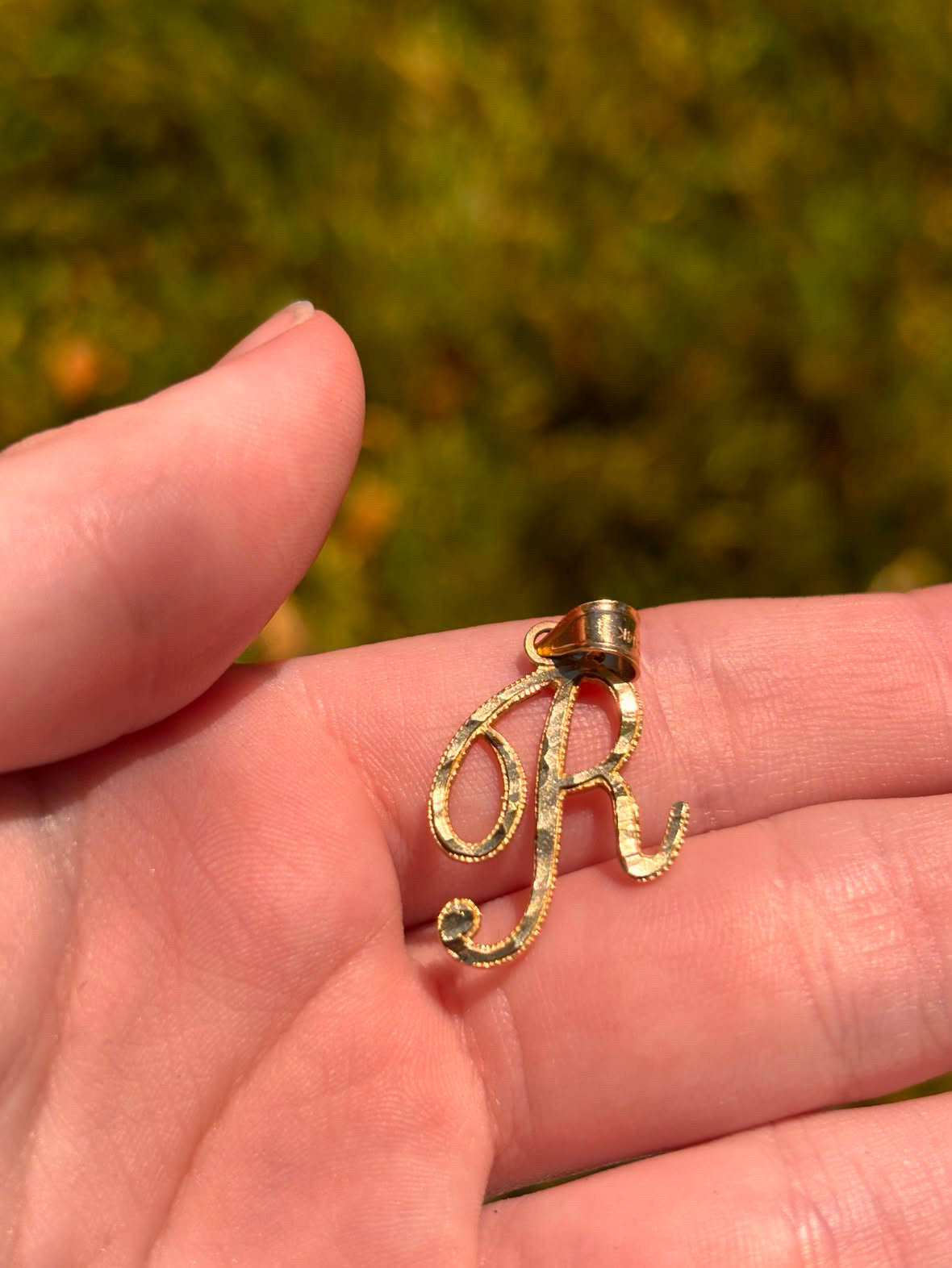 Vintage Script “R” Initial Charm